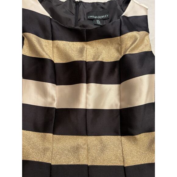 Cynthia Rowley Woman Dress Size 6 Fit and Flare Pleated Skirt Lined Washable - Picture 3 of 5